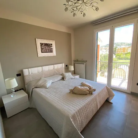 Soluzione Casa - Sea Loa Lejlighed Loano