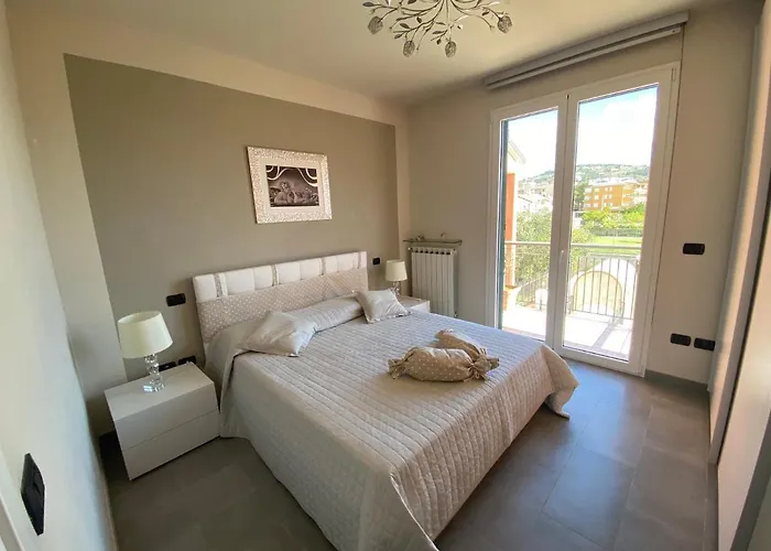 Soluzione Casa - Sea Loa 公寓 洛阿诺